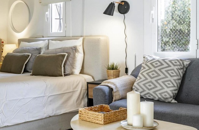 NEW Renovated COZY APPARTMENT CENTRIC