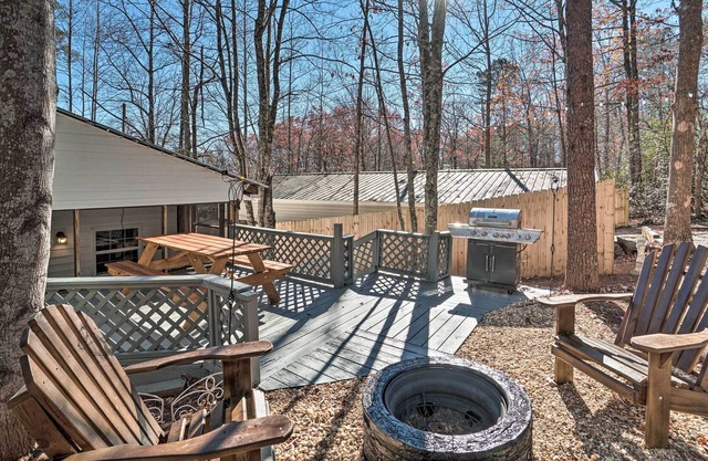 NEW! Rustic Cleveland Escape w/ Resort Amenities!