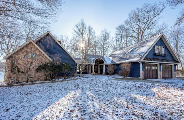 New! Sailor's Point: Lakefront, Hot Tub, Dock, Dogs OK!