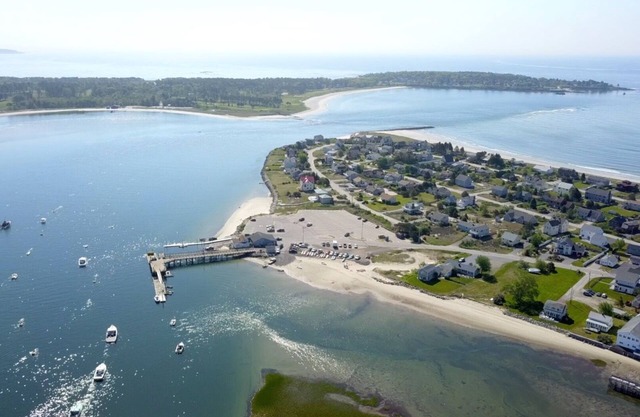 NEW|Sandpiper Summer House| Walk to Beach| Bayley Vacation Rentals
