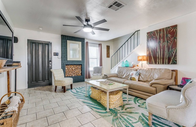 NEW! Spacious BMT-Friendly Home Near Lackland AFB