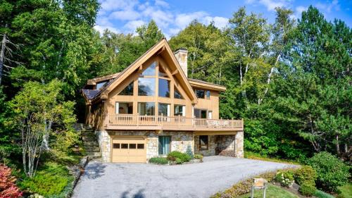 New Stratton Mountain - Sleeps 10