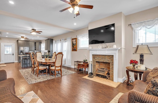 NEW! The Cozy Nest Near Wilder Park