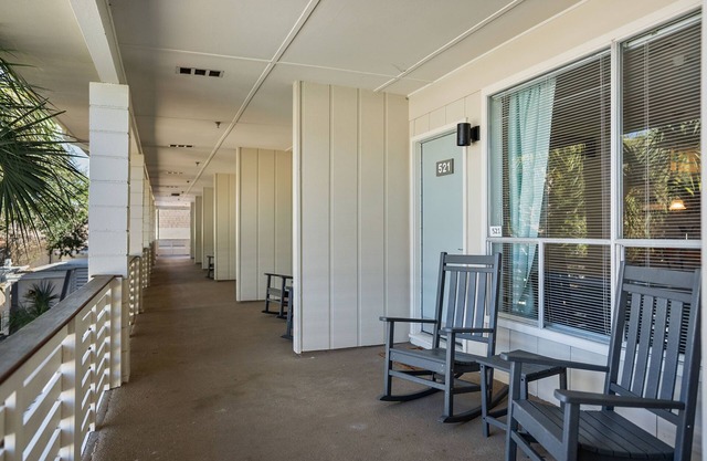 New to VRBO! Welcome to Fripp Island and this Newly Renovated Sunsuite! Resort Access Included!