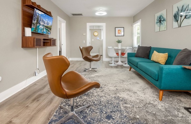 ⭐️ New! Tower District Pet Friendly Home!