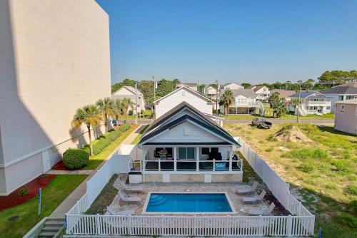New Tropical Getaway with Pool, Games, Steps 2 Beach by myBeach Vacation Rentals