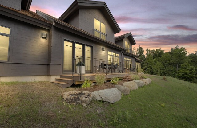 Newly built luxury villa at Trapp Resort with mountain views & perks