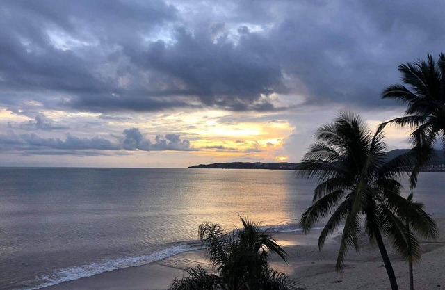 Newly Decorated Beachfront/Oceanfront Condo in Bucerias. Punta Arena.