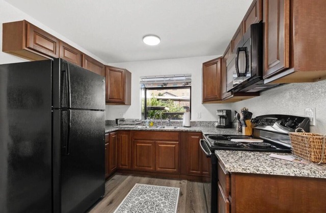 Newly Remodeled 1-Bedroom Condo