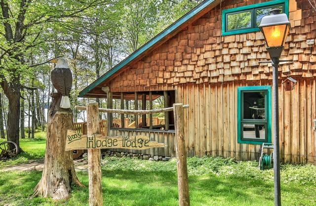 Newly Remodeled 2 Buliding Lodge! Private Setting on Big Sand Lake! Rustic with
