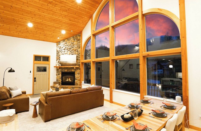 Newly Remodeled 2BR Nestled in The Foothills Mt.Baker