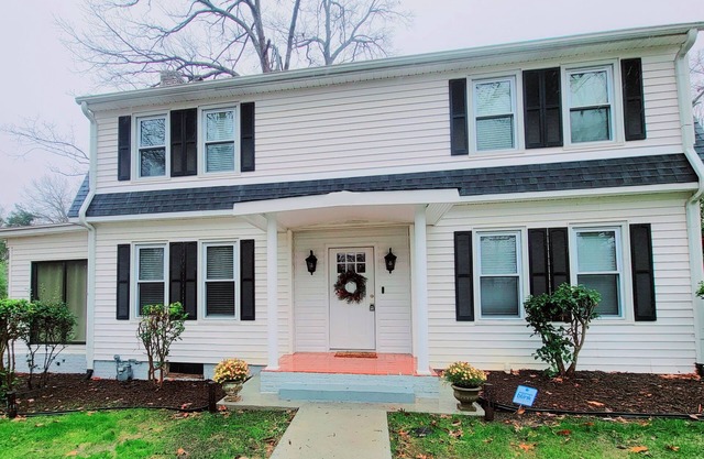 Newly remodeled 4br 3b house