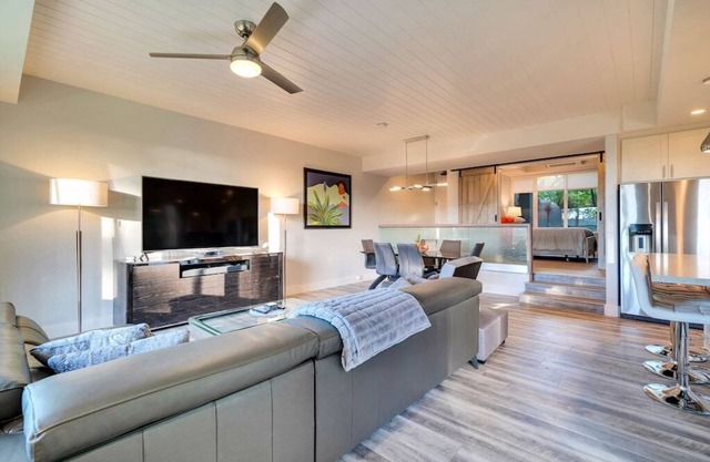 Newly remodeled corner unit w/large patio -Wailea Treasure awaits you!