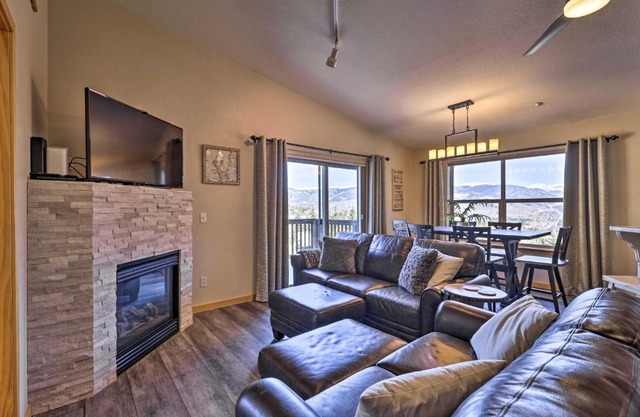 Newly Remodeled Mtn-View Condo in Silverthorne