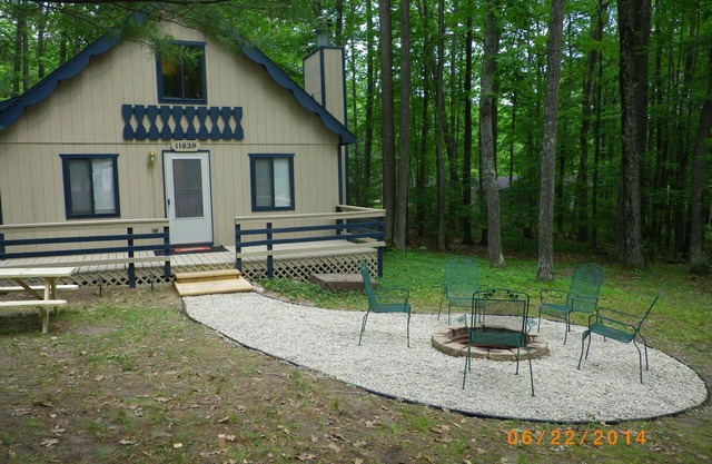 Newly Renovated 3 Br Chalet NOW WITH Cable and WIFI