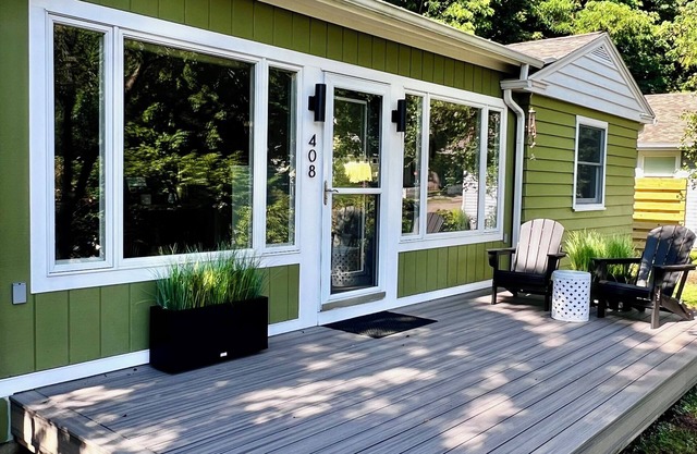 Newly renovated Adult Only, charming home nestled downtown w/on-site parking