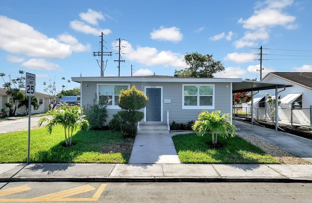 Newly Renovated Home- within 10 minutes from the beach.