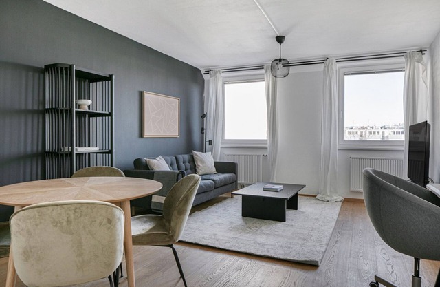 Newly renovated Mariahilf 1BR, short walk to Metro U4 & U3, by Blueground