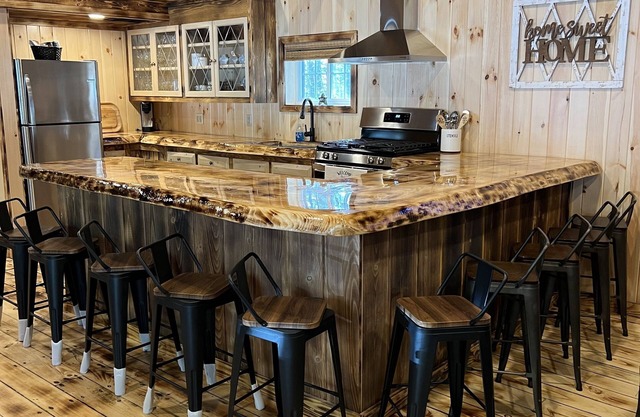 Newly Renovated Rustic Adirondack Bunkhouse