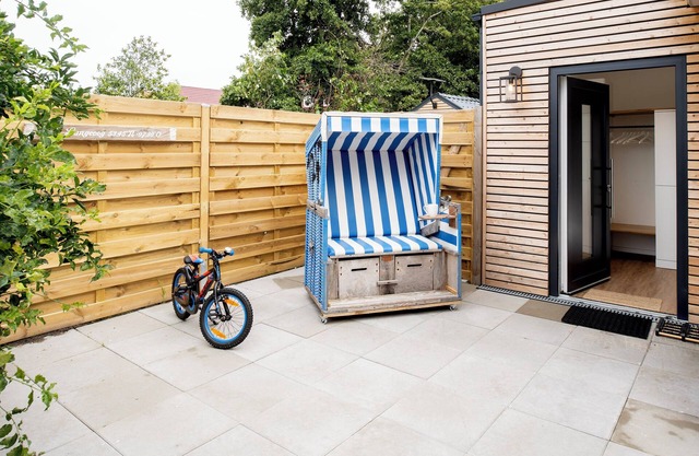 Newly renovated terraced house in a quiet yet central location near the L