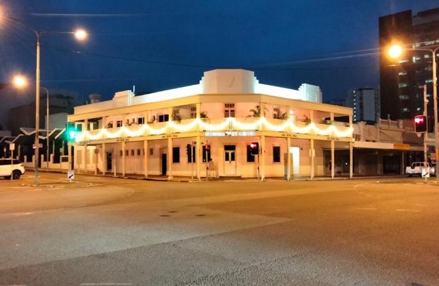 Newmarket Hotel