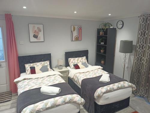 Newport rental property Furnished studio near train station Free Wifi Parking