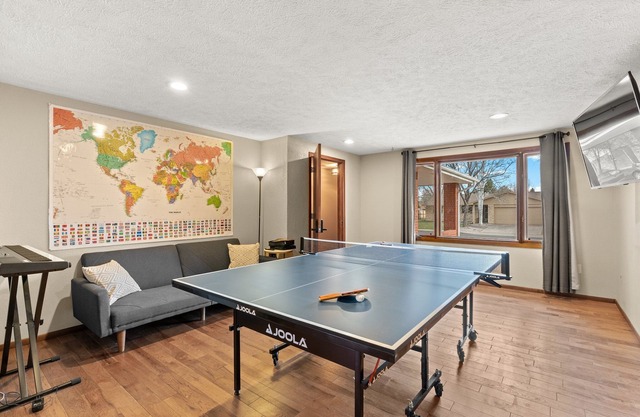 Next Family Vacation: Mtn. Views, Fire Pit, Ping Pong, & Xbox