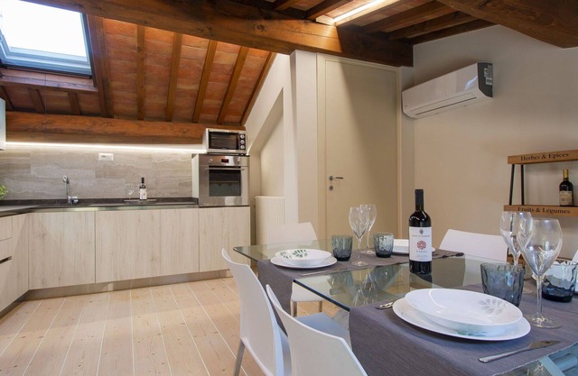 Nice apartment for 6 people with A/C, WIFI, TV, patio, pets allowed, panoramic view and parking