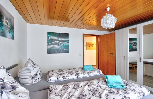 Nice apartment for 4 guests with WIFI, TV, balcony and pets allowed