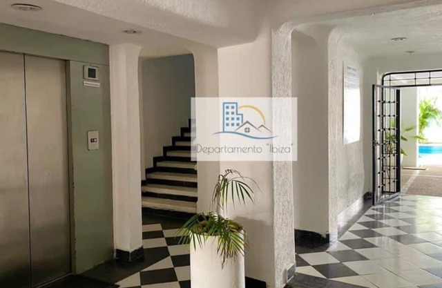 Nice apartment in Costera half a block from the beach