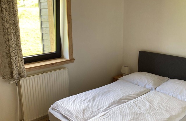 Nice apartment for 8 guests with WIFI, balcony and parking
