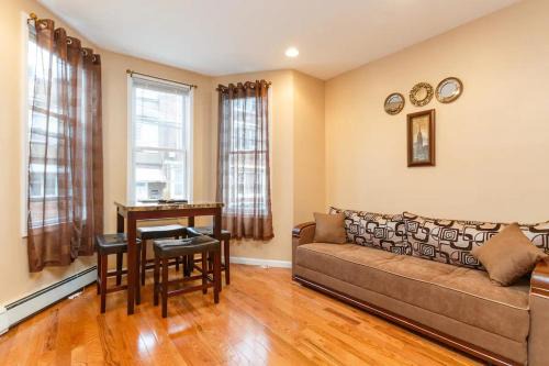 Nice apartment 10 min NY