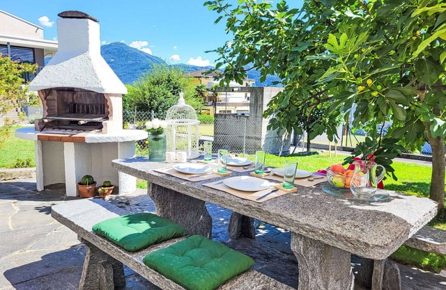 Nice apartment for 2 guests with WIFI, A/C, TV, patio, pets allowed, panoramic view and parking