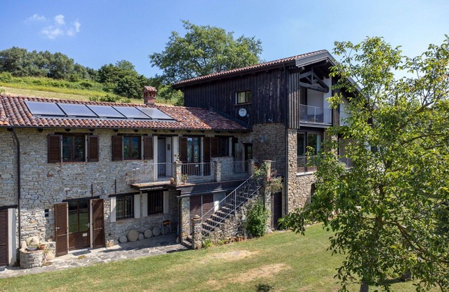 Nice apartment for 4 guests with WIFI, terrace, pets allowed and panoramic view