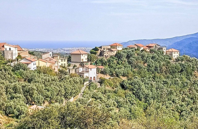Nice apartment for 4 guests with WIFI, A/C, TV and terrace