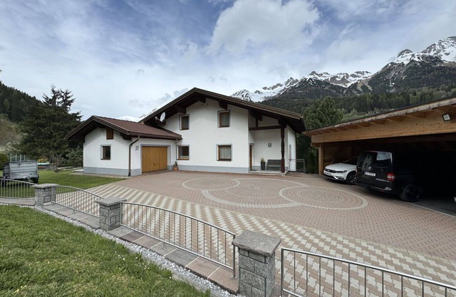 Nice apartment for 4 people with WIFI, TV, terrace and parking
