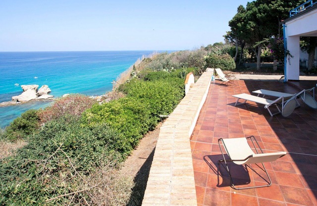 Nice apartment for 5 guests with patio, pets allowed and parking