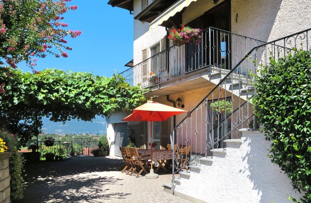 Nice apartment for 5 people with WIFI, TV, terrace and pets allowed