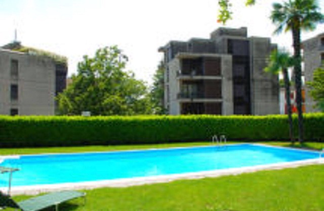 Nice apartment for 6 guests with pool, WIFI, TV, patio and parking