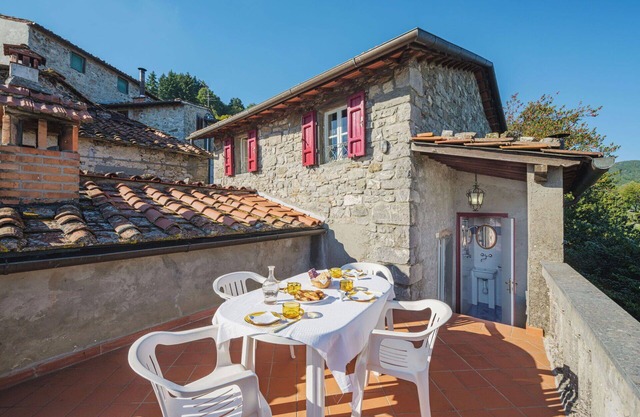 Nice apartment for 6 people with terrace, pets allowed and parking