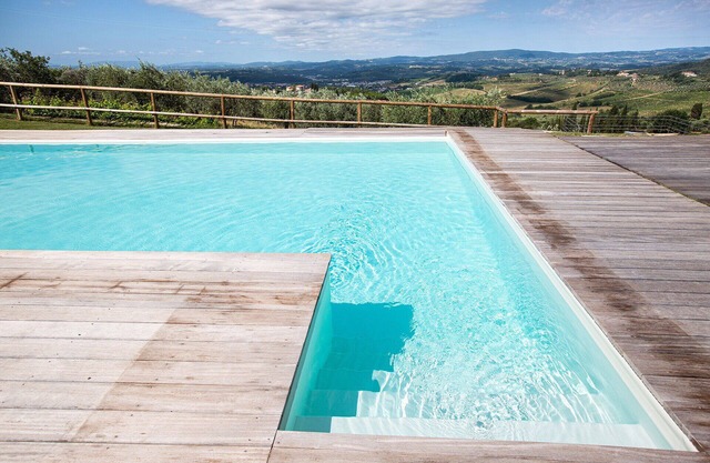 Nice apartment for 6 people with WIFI, pool, A/C, TV and panoramic view, close to San Gimignano