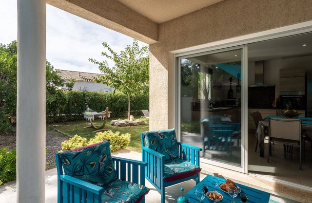 Nice apartment for 6 people with A/C, WIFI, pool, TV, patio and parking