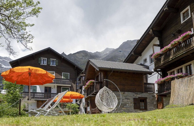 Nice apartment for 6 people with TV, pets allowed and panoramic view