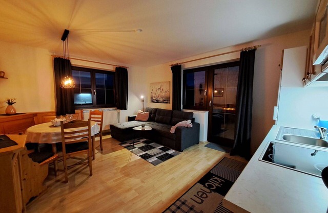 Nice apartment for 3 people with WIFI, TV, balcony and parking