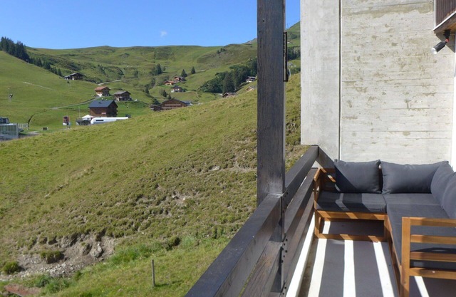 Nice apartment for 10 people with WIFI, TV, balcony, panoramic view and parking