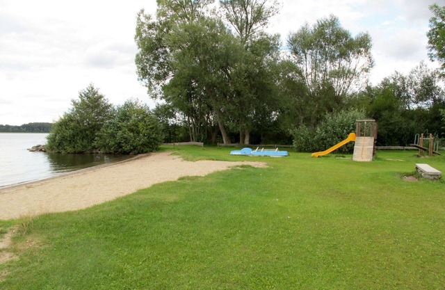Nice apartment for 5 guests with WIFI, TV, terrace, pets allowed and parking