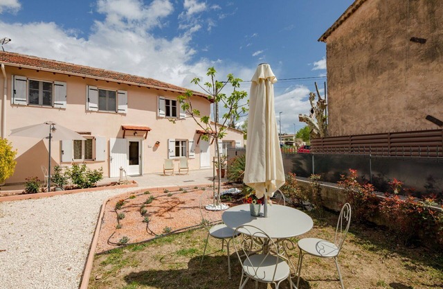 Nice apartment for 4 people with A/C, WIFI, TV and terrace