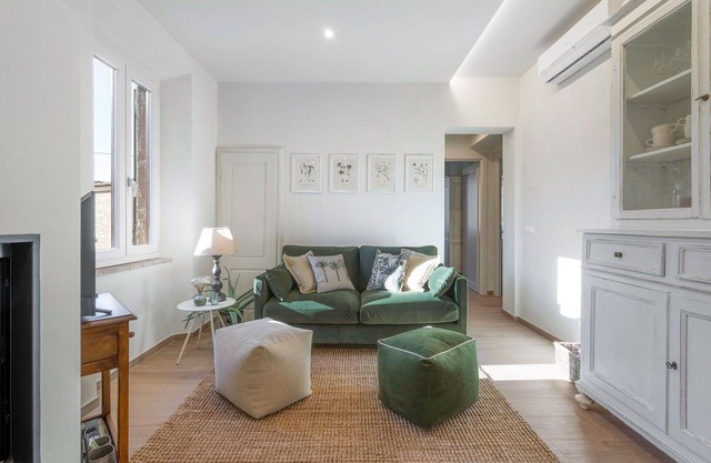 Nice apartment for 4 guests with A/C, WIFI and TV, close to Siena