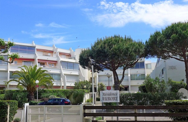 Nice apartment for 6 people with WIFI, TV, terrace, pets allowed and parking