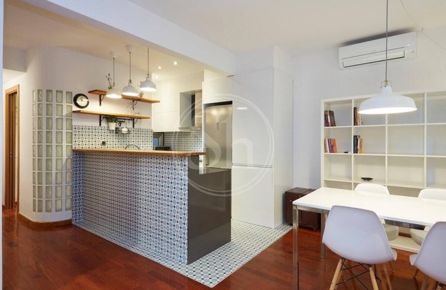 Nice apartment in Les Corts